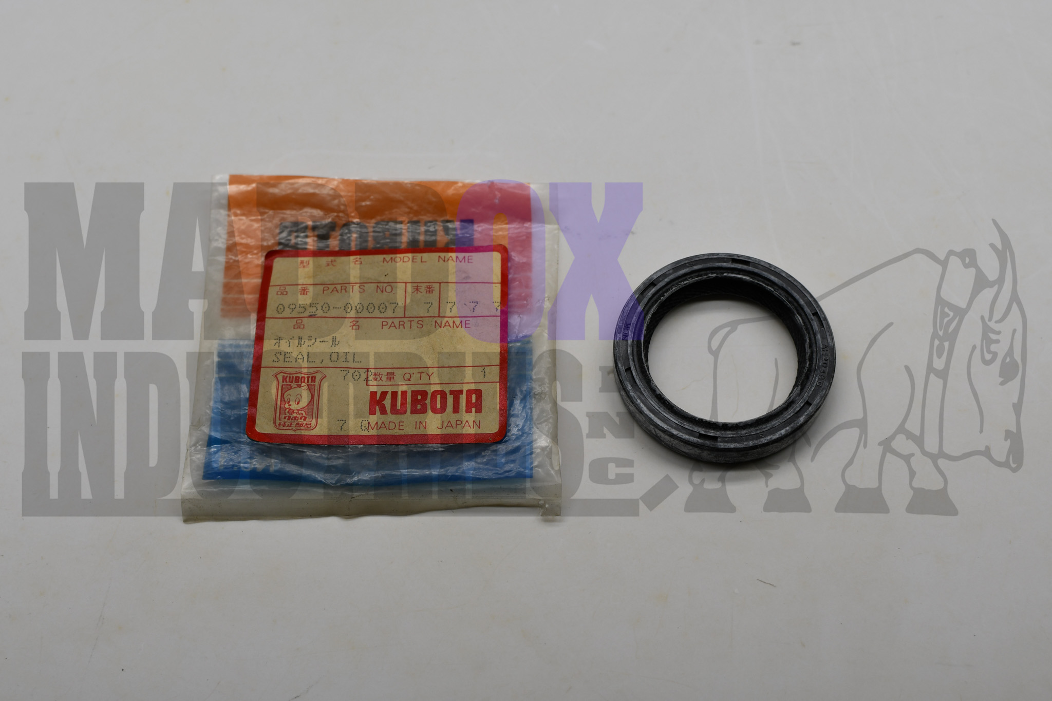 Kubota 09550-00007 Oil Seal